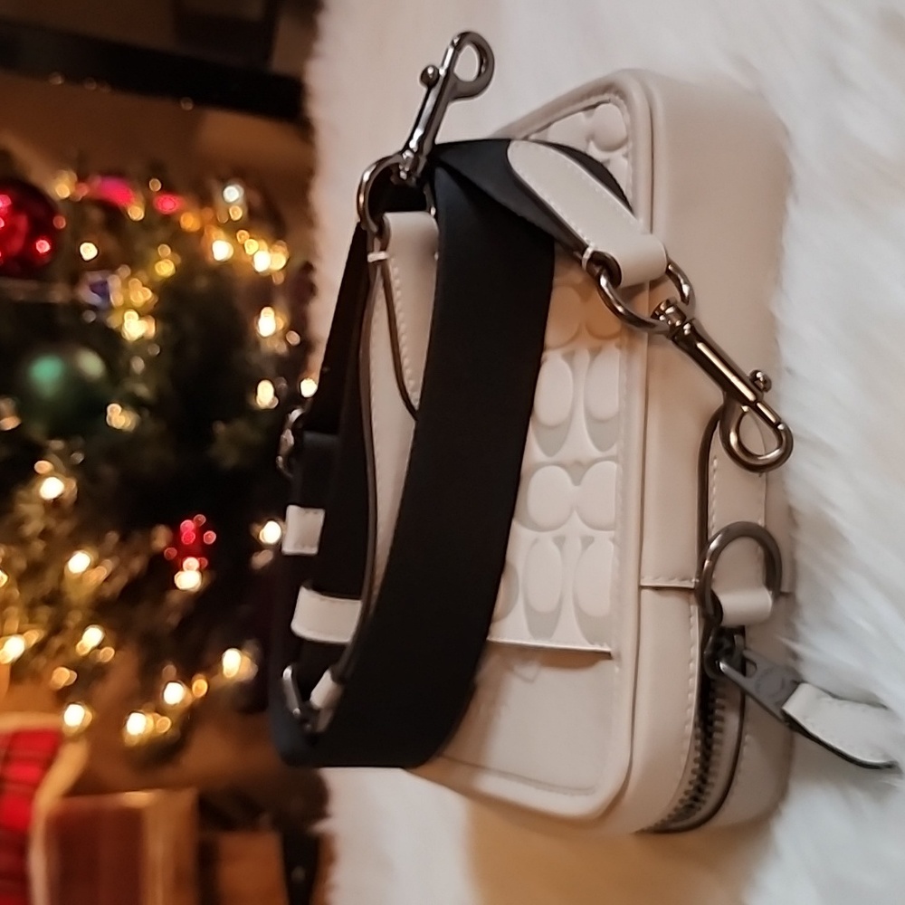 COACH  Sullivan Crossbody in Signature Leather NWT - Picture 9 of 10